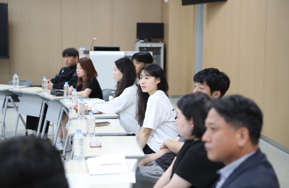 학생과 함께하는 1학기 소통간담회