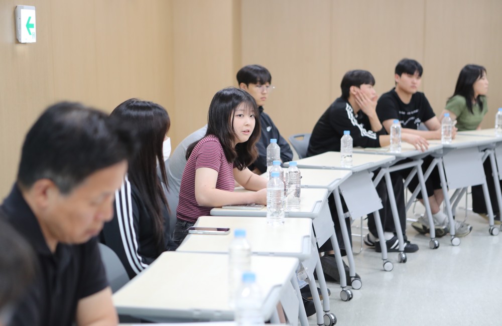 학생과 함께하는 1학기 소통간담회