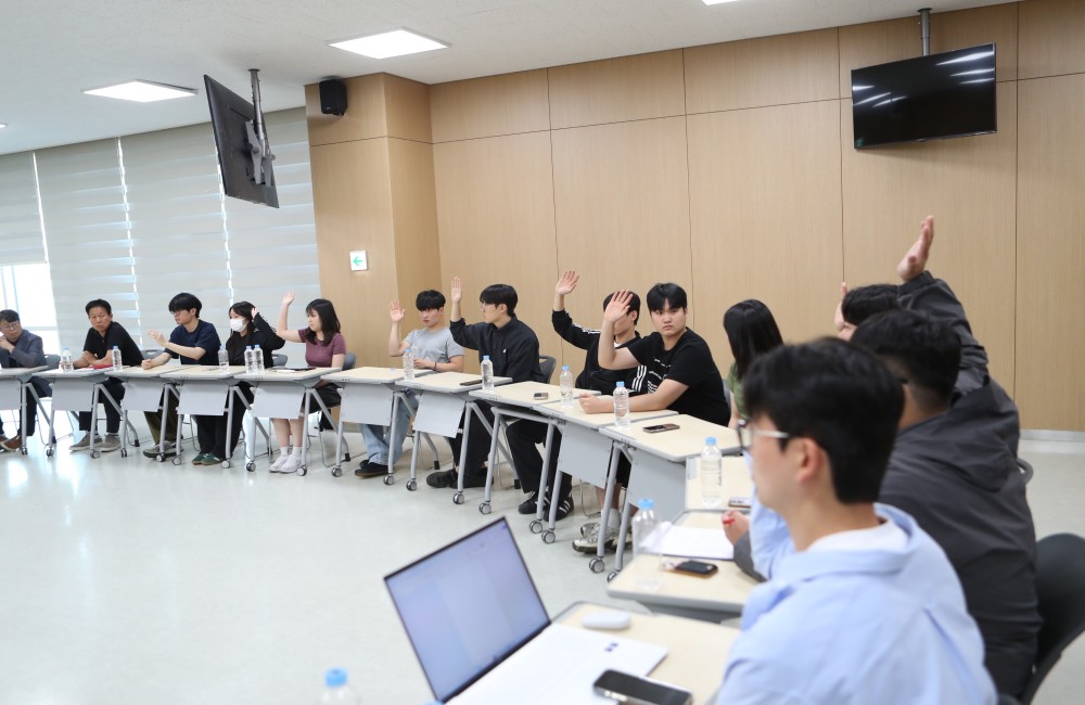 학생과 함께하는 1학기 소통간담회