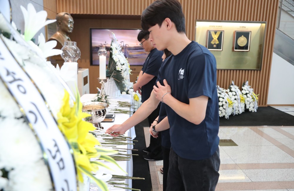 학교법인일송학원 제2대 윤대원 이사장 제2주기 추도식