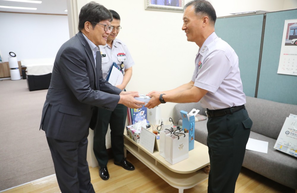 육군3사관학교장 방문 협의