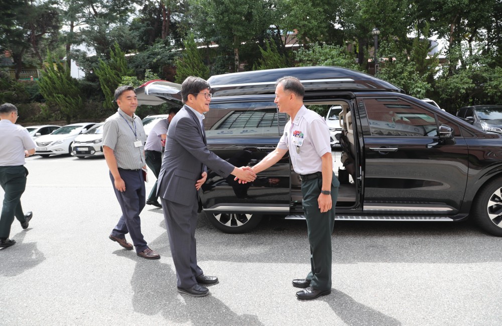 육군3사관학교장 방문 협의