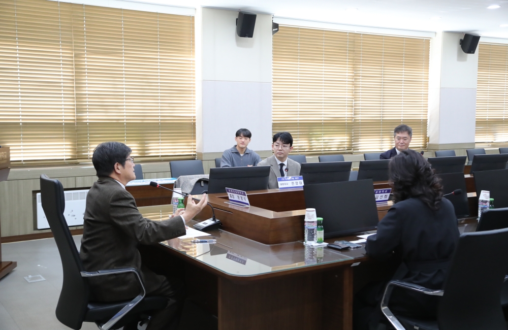 장학금 및 교육장비 기탁식