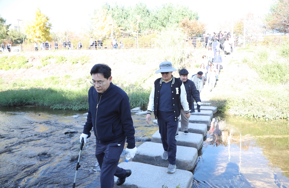 한림대학교의료원「WERUN WE路」 캠페인 동참… 지역 환경 보호 실천