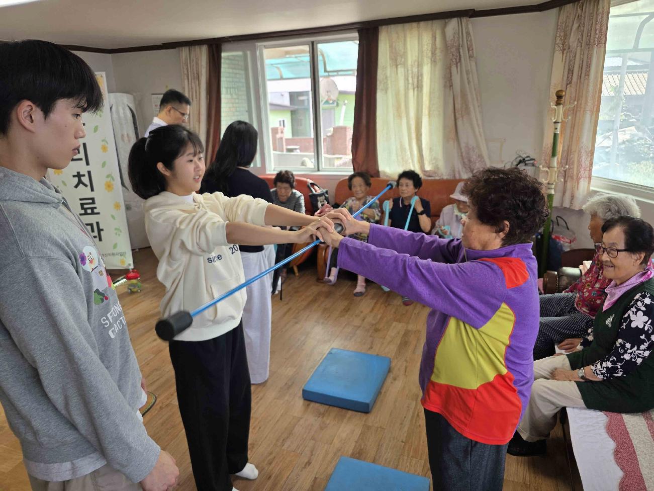지역상생 나눔 프로그램 '상리경로당' 방문