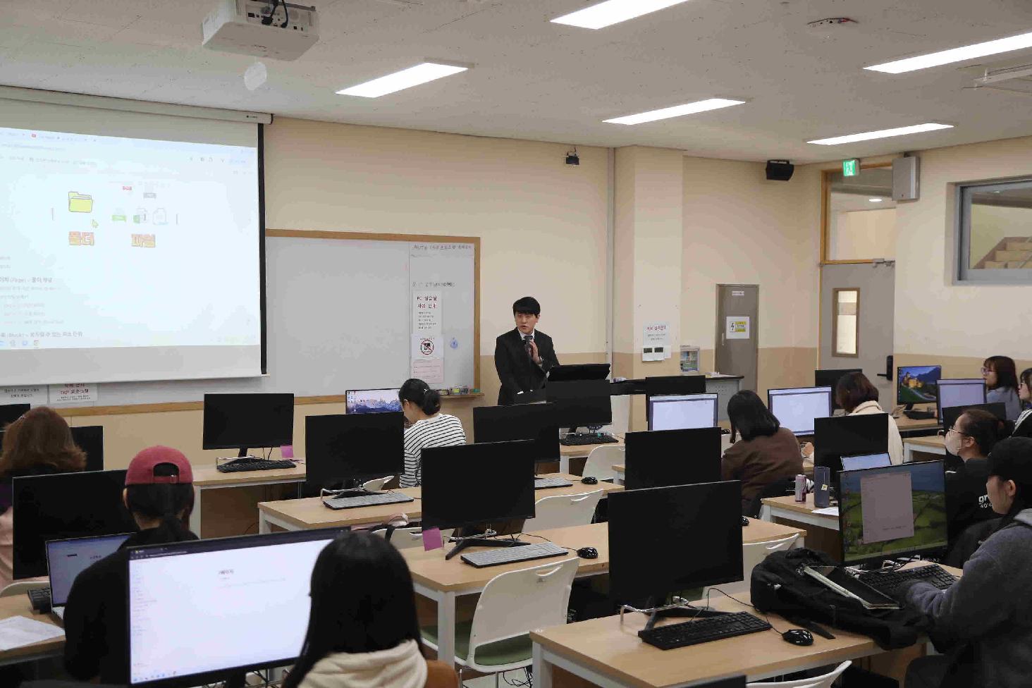 ‘슬기로운 노션(Notion)생활’...2학기 학습법 특강 시행