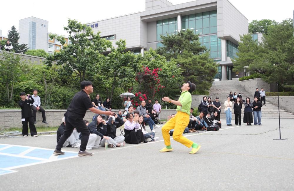 춘천마임축제(찾아가는공연) 관련 이미지